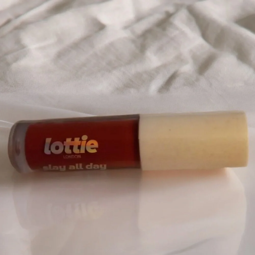 Lottie London new sealed